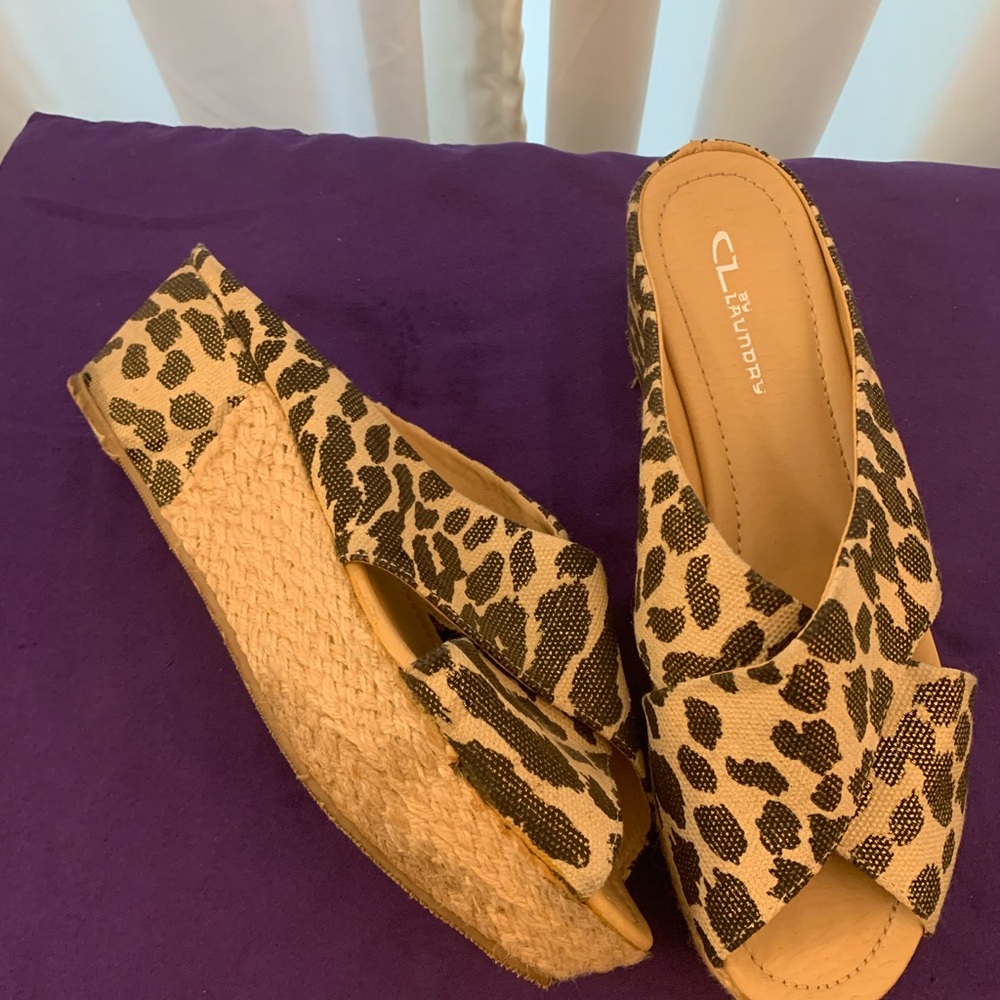 Women’s Shoes (10) - Picture 2 of 8